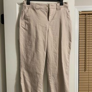 Khaki cropped pants